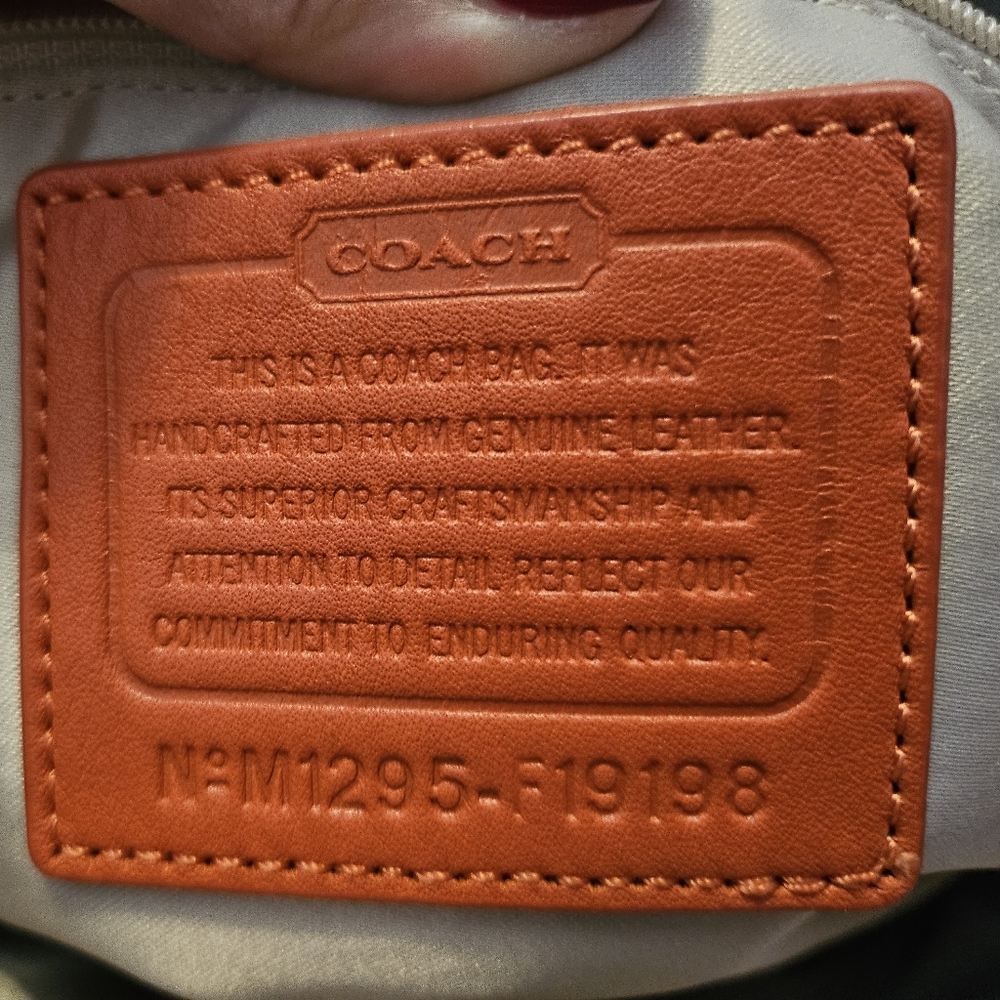 Authentic Coach bag - Picture 2 of 10